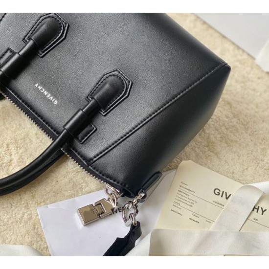 Replica Borsa Givenchy Antigona piccola Nero Imitazione Outlet Online