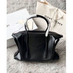 Replica Borsa Givenchy Antigona media con chiusura morbida Nero Imitazione Outlet Online