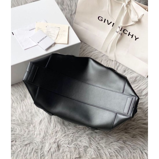 Replica Borsa Givenchy Antigona media con chiusura morbida Nero Imitazione Outlet Online