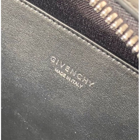 Replica Borsa Givenchy Antigona media con chiusura morbida Nero Imitazione Outlet Online