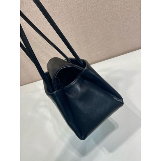 Replica Borsa Prada Passage di medie dimensioni con patta Re-Nylon 1BA495 Nero Imitazione Outlet Online