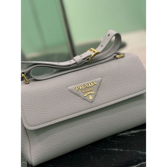 Replica Borsa a tracolla Prada con patta 1BN022 Nero Imitazione Outlet Online