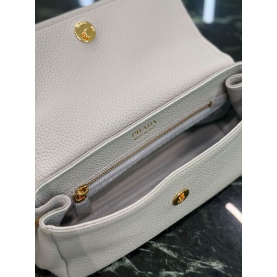 Replica Borsa a tracolla Prada con patta 1BN022 Nero Imitazione Outlet Online