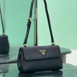 Replica Borsa a tracolla Prada con patta 1BN022 Nero Imitazione Outlet Online