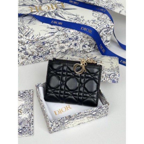 Replica Portacarte Lady Dior con patta e liconica impuntura Cannage Nero Imitazione Outlet Online