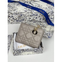 Replica Portacarte Lady Dior con patta e liconica impuntura Cannage Grigio Imitazione Outlet Online
