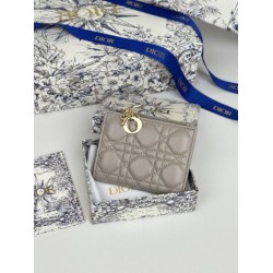 Replica Portacarte Lady Dior con patta e liconica impuntura Cannage Grigio Imitazione Outlet Online