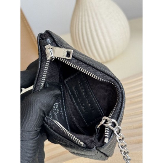 Replica Porta carte con cerniera YSL Saint Laurent Cassandre Matelassé Fragments Nero Argento Imitazione Outlet Online