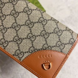 Replica Portafoglio continentale Gucci con emblema GG 821802 marrone Imitazione Outlet Online