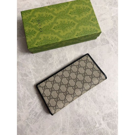 Replica Portafoglio continentale Gucci con emblema GG 821802 Nero Imitazione Outlet Online