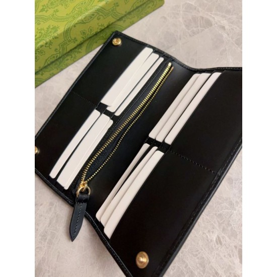 Replica Portafoglio continentale Gucci con emblema GG 821802 Nero Imitazione Outlet Online