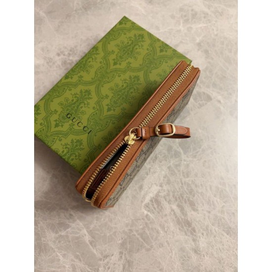 Replica Portafoglio Gucci GG Supreme con cerniera 821803 Marrone Imitazione Outlet Online
