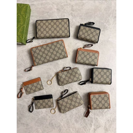 Replica Portafoglio Gucci GG Supreme con cerniera 821803 Marrone Imitazione Outlet Online