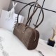Replica Borsa a tracolla Loewe Amazona 31 pelle nabuk granulata marrone Imitazione Fallate Outlet