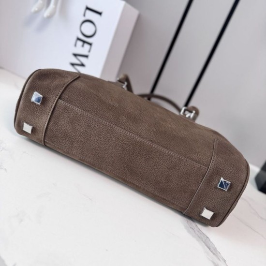Replica Borsa a tracolla Loewe Amazona 31 pelle nabuk granulata marrone Imitazione Fallate Outlet