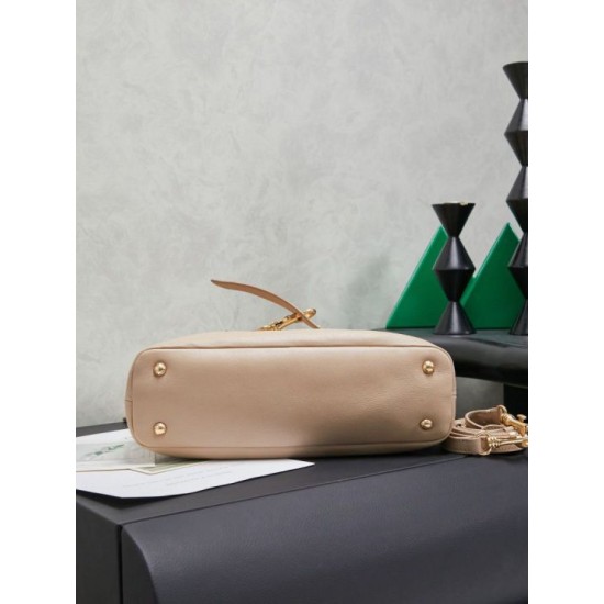 Replica Borse tote pelle Miu Miu Adventure 5BA292 Bianco Crema Imitazione Fallate Outlet
