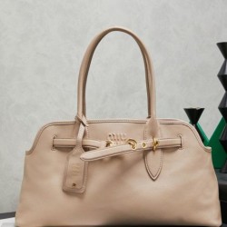 Replica Borsa Tote Miumiu Adventure Nappa 5BG310 Crema Imitazione Fallate Outlet