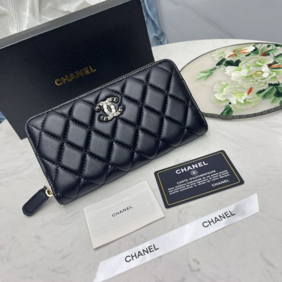 Replica Portafoglio lungo Chanel trapuntato con logo CC e cerniera Imitazione Fallate Outlet