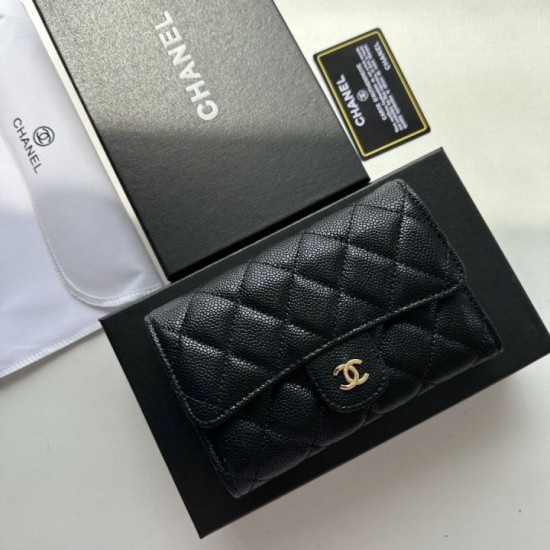 Replica Portacarte Chanel Caviar trapuntato con patta nero e dettagli oro Imitazione Fallate Outlet