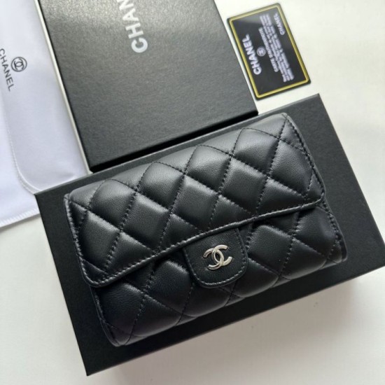 Replica Portafoglio Chanel Timeless/Classique in pelle trapuntata nera Imitazione Fallate Outlet