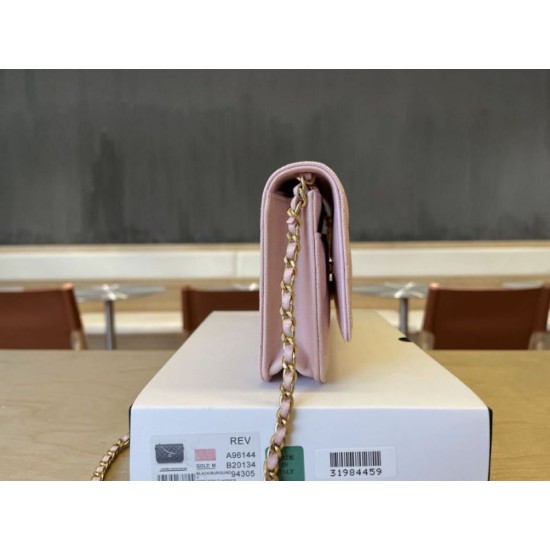 Replica Portafoglio Chanel trapuntato in caviale perlato con catena Woc Rosa False Fatte Bene