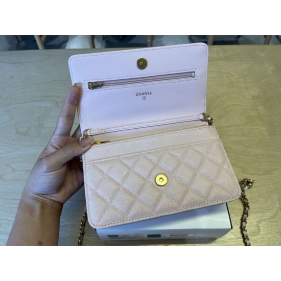 Replica Portafoglio Chanel trapuntato in caviale perlato con catena Woc Rosa False Fatte Bene