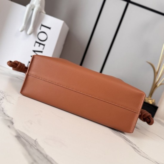 Replica Pochette con coulisse Borse Loewe Flamenco Marrone False Fatte Bene
