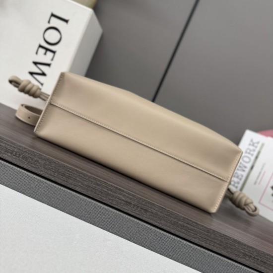 Replica Pochette con coulisse Borse Loewe Flamenco Beige False Fatte Bene