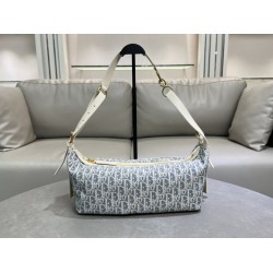 Replica Borsa D-Journey piccola/media Dior Oblique Jacquard Beige False Fatte Bene