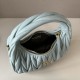 Replica Borsa hobo mini/piccolo Miu Miu Wander Matelasse Blu False Fatte Bene