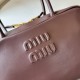 Replica Borsa a mano Miu Miu Beau 5BB172 Maroon False Fatte Bene