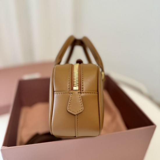 Replica Borsa a mano Miu Miu Arcadie 5BB142 Marrone False Fatte Bene