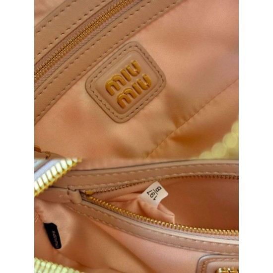 Replica Borsa a mano Miu Miu Arcadie Matelassé Nappa 5BB142 marrone False Fatte Bene
