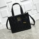 Replica Borsa tote Miu Miu in pelle nappa trapuntata nera Fallate Outlet Online