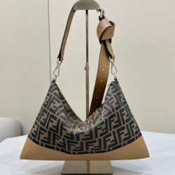 Replica Borsa a tracolla Hobo Fendi Fendigraphy Caffè Fallate Outlet Online