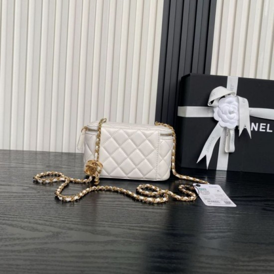 Replica Beauty case piccolo Chanel con tracolla a catena Ap3940 Bianco Imitazione Outlet