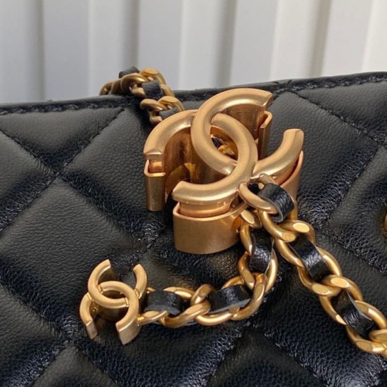 Replica Beauty case piccolo Chanel con tracolla a catena Ap3940 Nero Imitazione Outlet