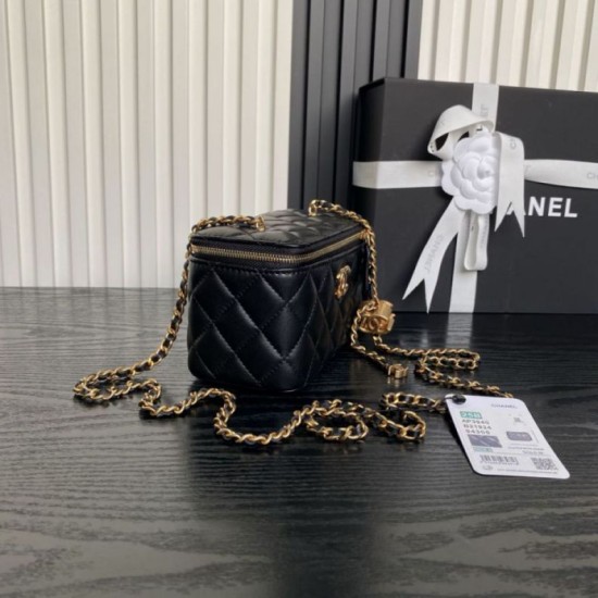 Replica Beauty case piccolo Chanel con tracolla a catena Ap3940 Nero Imitazione Outlet