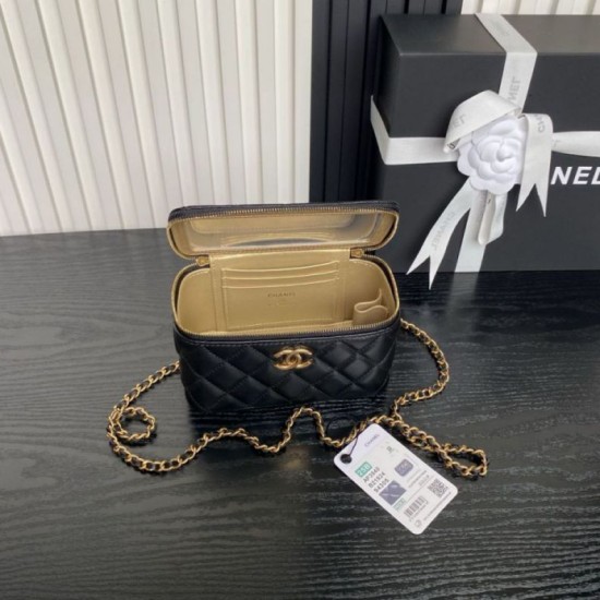 Replica Beauty case piccolo Chanel con tracolla a catena Ap3940 Nero Imitazione Outlet