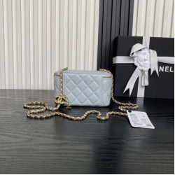 Replica Beauty case piccolo Chanel con tracolla a catena Ap3940 Blu Imitazione Outlet