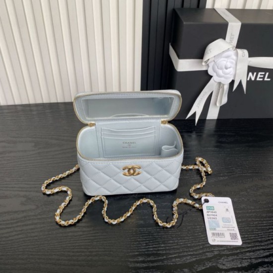 Replica Beauty case piccolo Chanel con tracolla a catena Ap3940 Blu Imitazione Outlet
