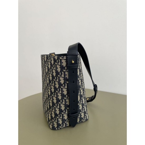 Borsa a secchiello piccola Diorstar Dior jacquard obliquo blu False Fatte Bene Online Perfetto Replica Borsa a secchiello piccola Diorstar Dior jacquard obliquo blu Imitazione Outlet
