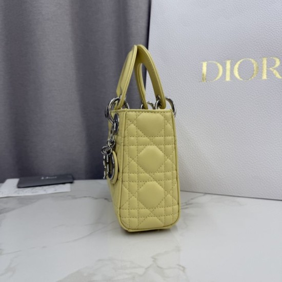 Perfetto Replica Borsa Dior Lady Dior Mini Cannage Gialla Imitazione Outlet