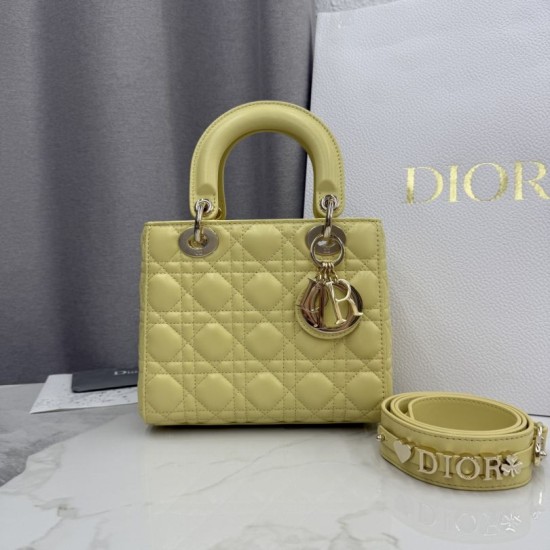 Perfetto Replica Borsa Dior Lady Dior Piccolo Cannage Gialla Imitazione Outlet