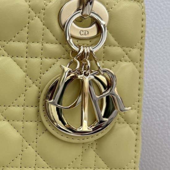 Perfetto Replica Borsa Dior Lady Dior Piccolo Cannage Gialla Imitazione Outlet