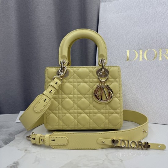Perfetto Replica Borsa Dior Lady Dior Piccolo Cannage Gialla Imitazione Outlet
