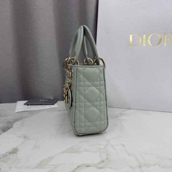 Perfetto Replica Borsa Dior Lady Dior Mini Cannage Verde Imitazione Outlet