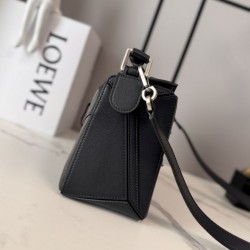 Perfetto Replica Borsa Piccola Loewe Panta Puzzle nera Imitazione Outlet
