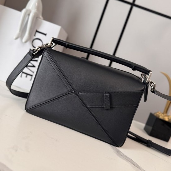 Perfetto Replica Borsa Piccola Loewe Panta Puzzle nera Imitazione Outlet