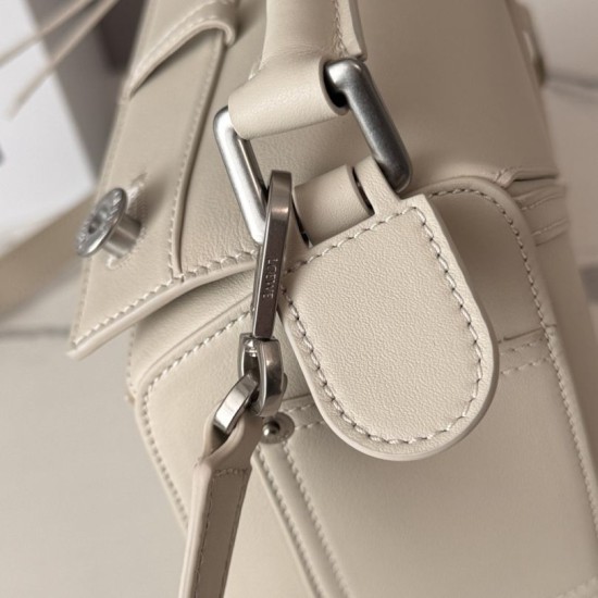 Perfetto Replica Borsa Piccola Loewe Panta Puzzle Beige Imitazione Outlet